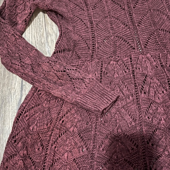 Grace and lace crochet babydoll - Picture 2 of 3